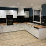 Cuisine après travaux de rénovation - Peinture Compiégnoise, Peinture, Ravalement de Façades et Revêtements